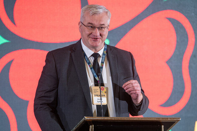 Ukraine labels FIFA chief moral degenerate
