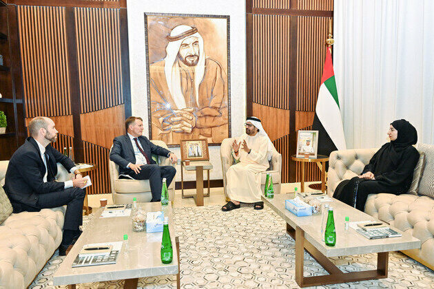 UAE, Sweden discuss strengthening cooperation