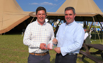 Farmers Guardian journalist wins award for electric compact loader review 