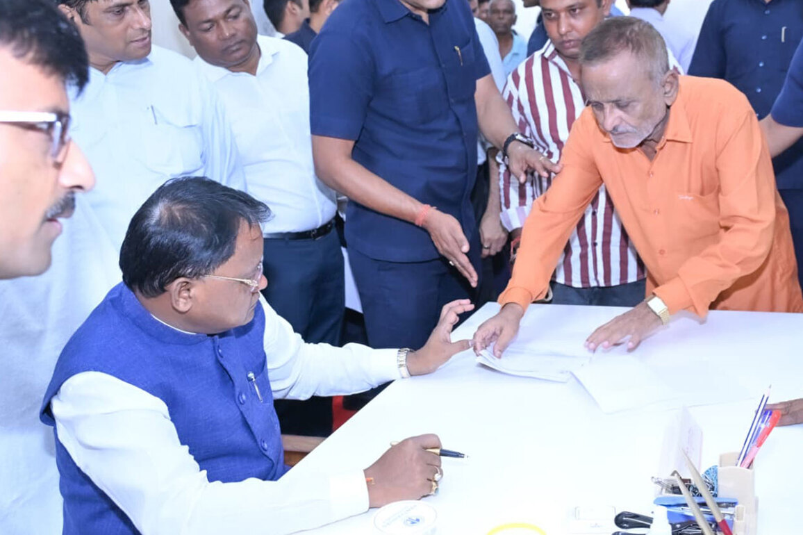 Odisha CM Majhi holds 18th public grievance hearing; 96% of complaints resolved so far