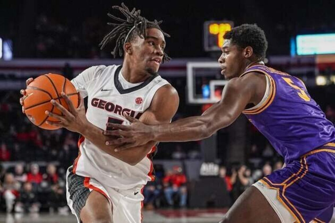 No. 25 Georgia eager for more 'fun' in matchup vs. Western Carolina
