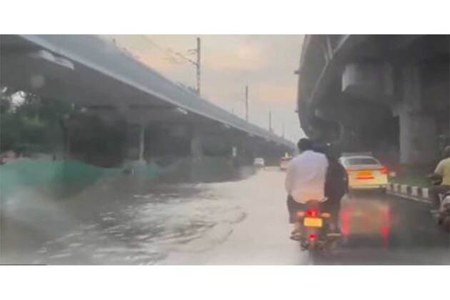 Heavy rain triggers waterlogging, traffic chaos in South Delhi, airport road