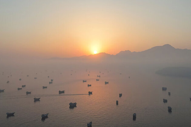 US opens secret oil shipping corridor, exporting about 10 million barrels a day amid Iran stalemate: Report