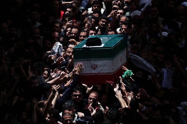 Funeral procession of Ali Khamenei enters shrine of Imam Ali in Iraq; to be buried in Mashhad on Thursday