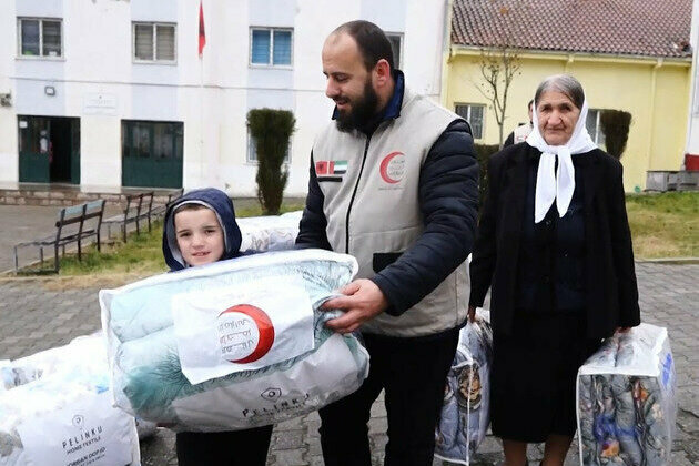 ERC distributes winter clothing to 2,415 beneficiaries in Albania