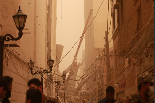 12 die after Karachi building collapse, Commissioner blames residents for mishap