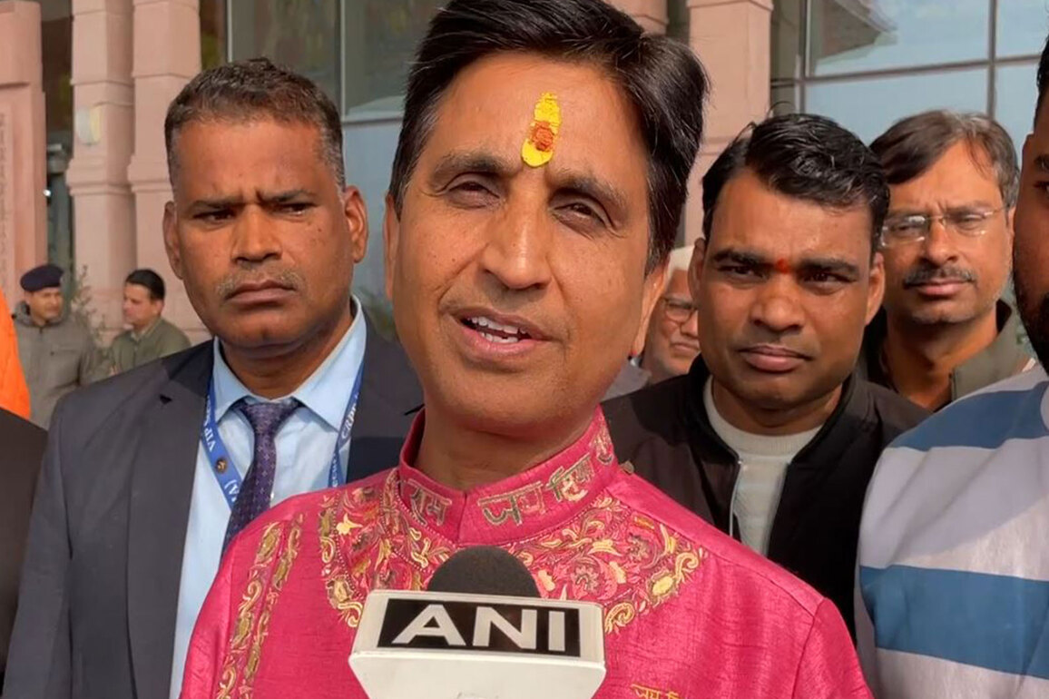 "Airport, railway station, roads have become very good": Kumar Vishwas lauds government arrangements at Magh Mela in Prayagraj