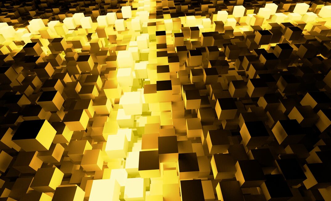 Iron ore decline continues while gold slips on latest US data