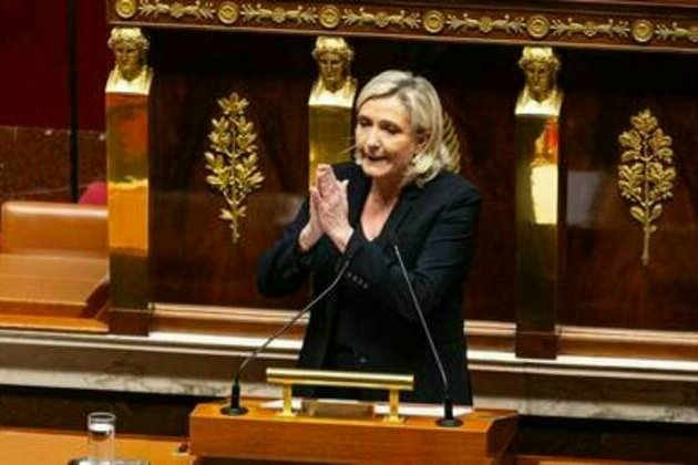 'Free Le Pen' - Trump to France