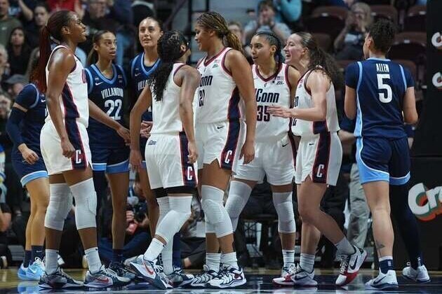 No. 1 UConn remains perfect with Big East final romp over Villanova