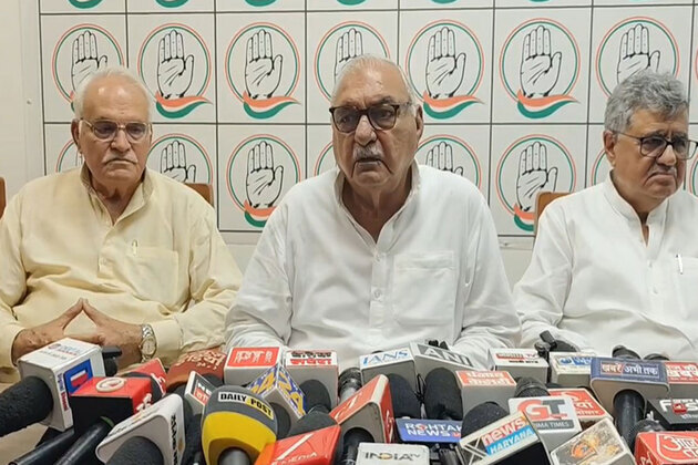 Congress leader Bhupinder Singh Hooda demands higher compensation for Rohtak D Park fire victims