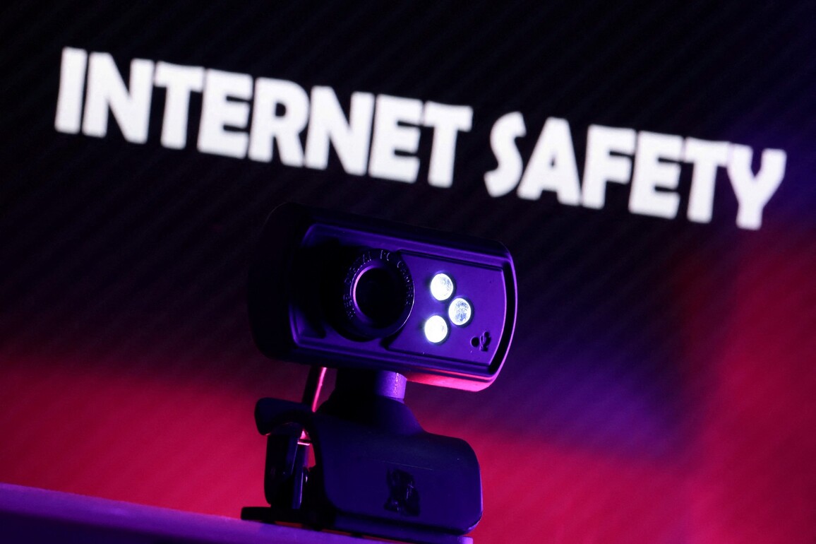 Pakistan's online platforms become dangerous ground for women creators