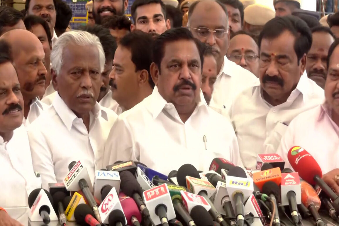 EPS slams Shanmugam faction for defying party directives, accuses them of being enticed by TVK