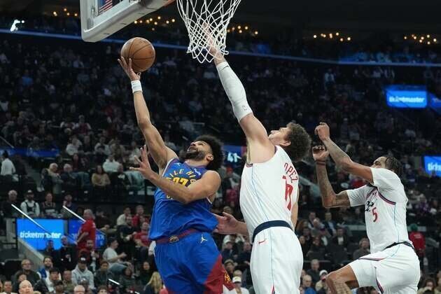 Bennedict Mathurin (38) lifts Clippers to tight win over Nuggets