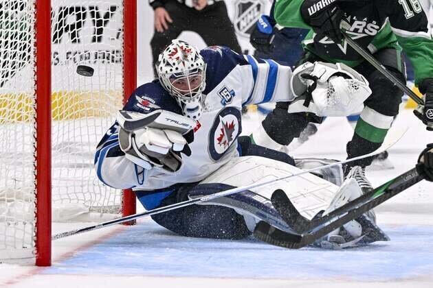 Jets and Canadiens, headed in opposite directions, face off