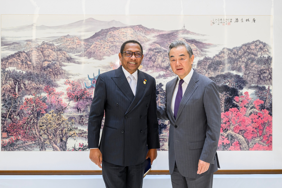 CHINA-HUNAN-CHANGSHA-WANG YI-GUINEA-BISSAU-FM-MEETING (CN)
