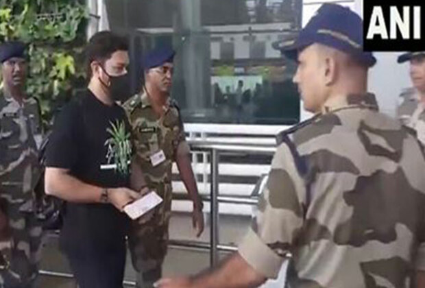 MS Dhoni leaves for Delhi ahead of IPL 2025