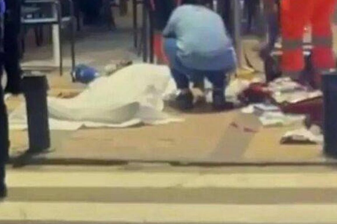 British nurse recalls harrowing moment she held gangster's hand as he lay dying