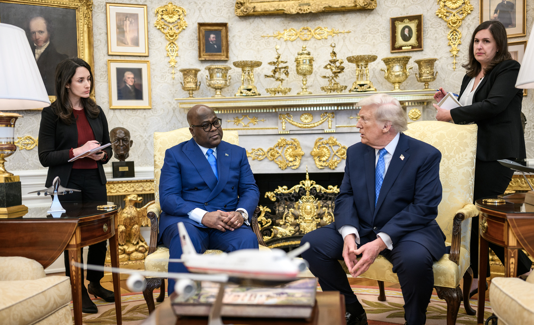 US President Donald Trump meets with DRC President Felix Tshisekedi on December 4, 2025. 