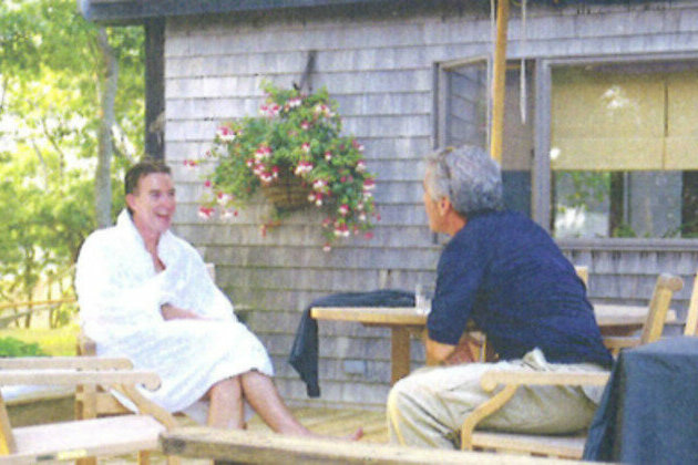 British ambassador to US penned 10-page 'love' letter to 'best pal' Epstein (PHOTOS)