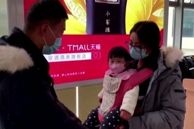Coronavirus: Surgical masks selling out in New York&#039;s China Town
