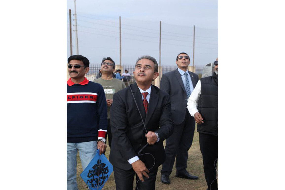Union Minister Kirti Vardhan Singh participates in kite festival in Cairo