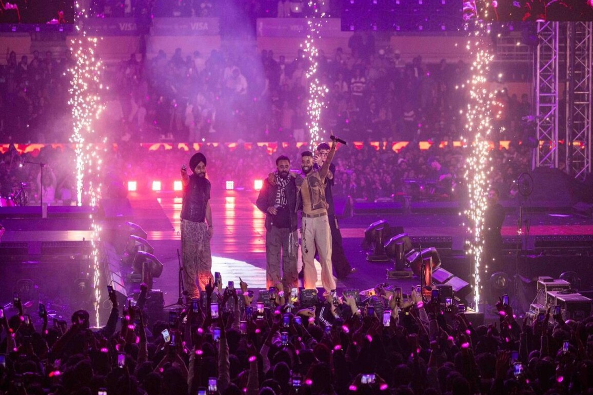 AP Dhillon delivers electrifying performance in Delhi, Babbu Maan makes special appearance