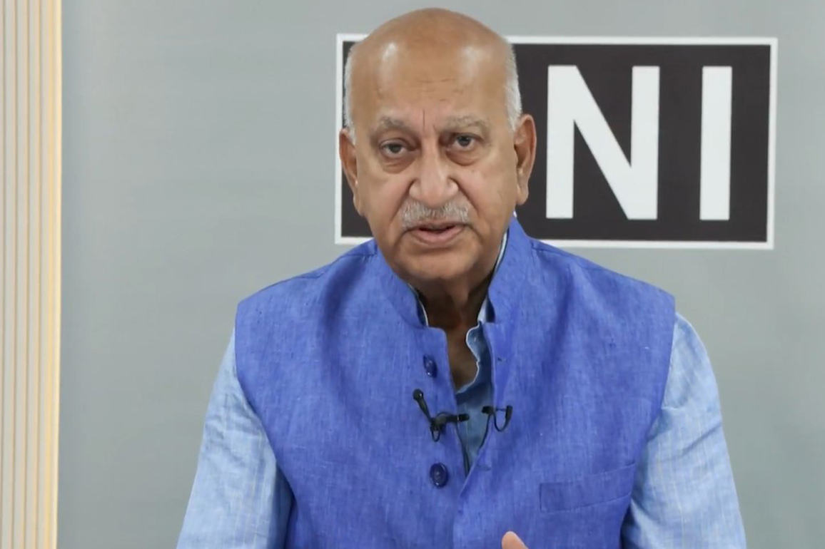 MJ Akbar tears into Pakistan, calls it a "corrupt military dictatorship"