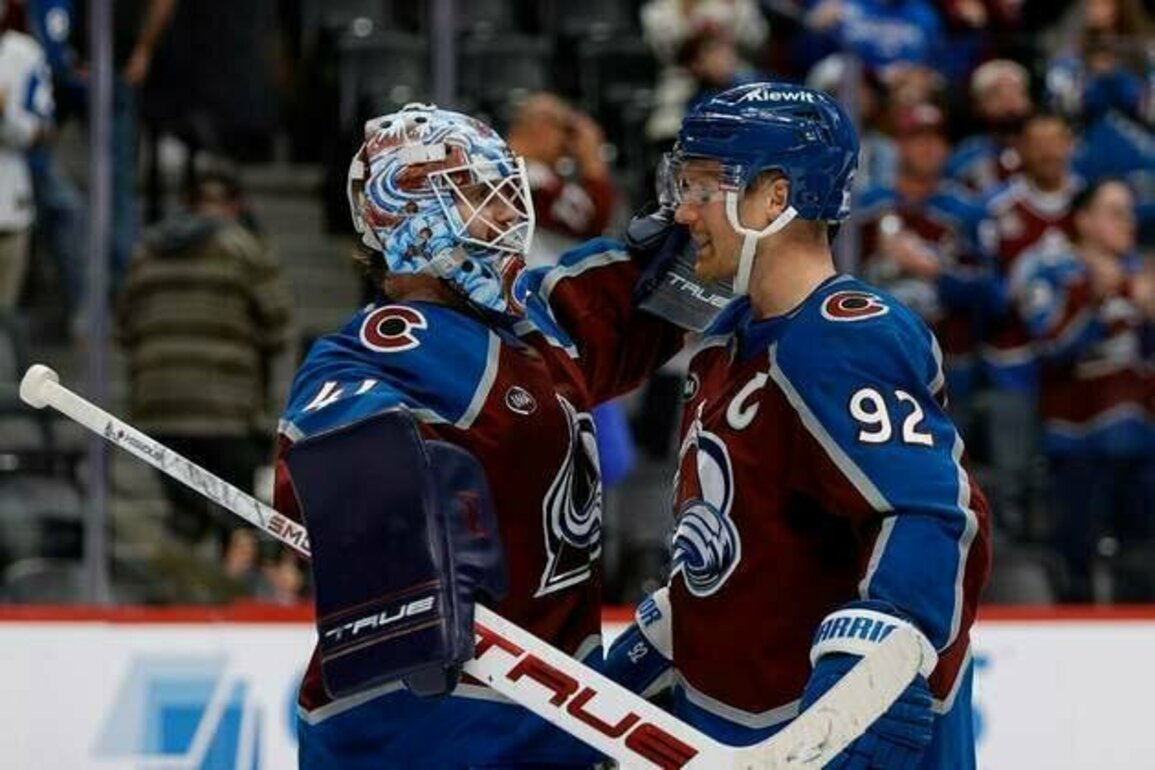 NHL roundup: Gabriel Landeskog, Avs end Ducks' win streak