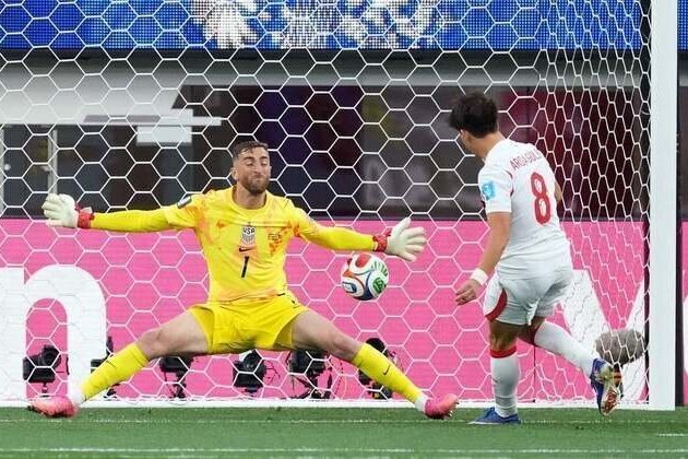 Turkey beat altered U.S. lineup with last-minute goal in group finale