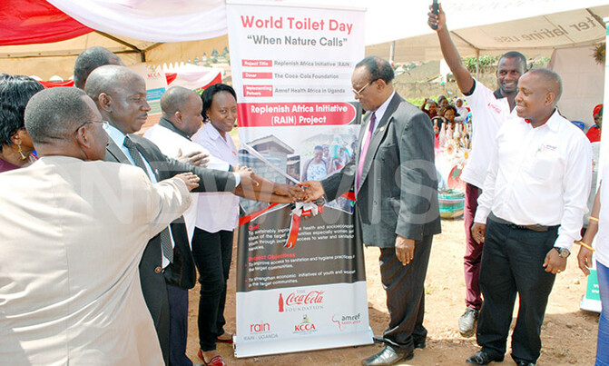 Ministry of health commissions 30 toilets in Kawempe Ministry of health commissions 30 toilets in Kawempe