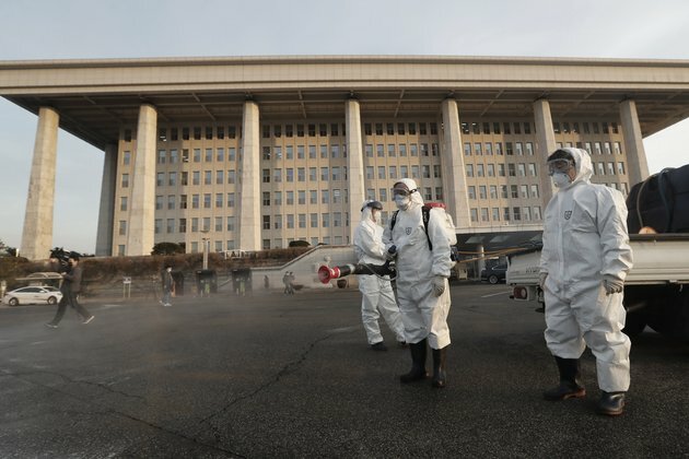 South Koreans Face Watershed Moment as Coronavirus Spreads