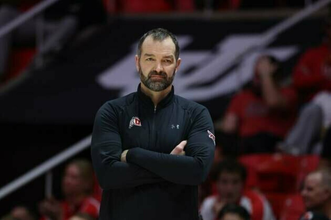 Ball movement key as unbeaten Utah hosts Cal Poly