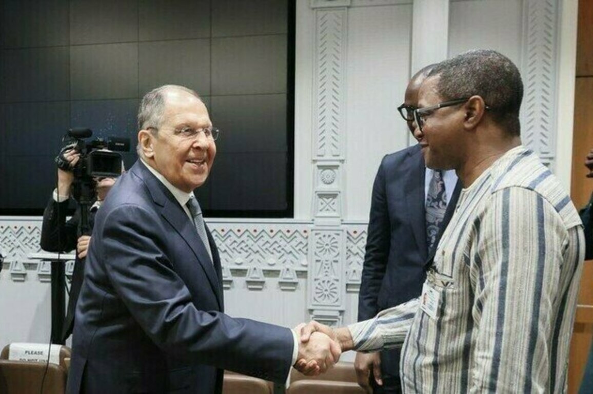 Lavrov discusses closer ties with Sahel states