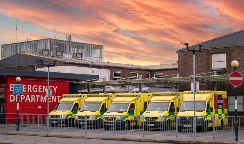 East Surrey Hospital (c) Surrey and Sussex Healthcare NHS Trust
