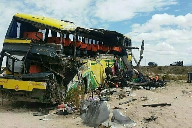37 dead in Bolivia after 2 buses collide, police say