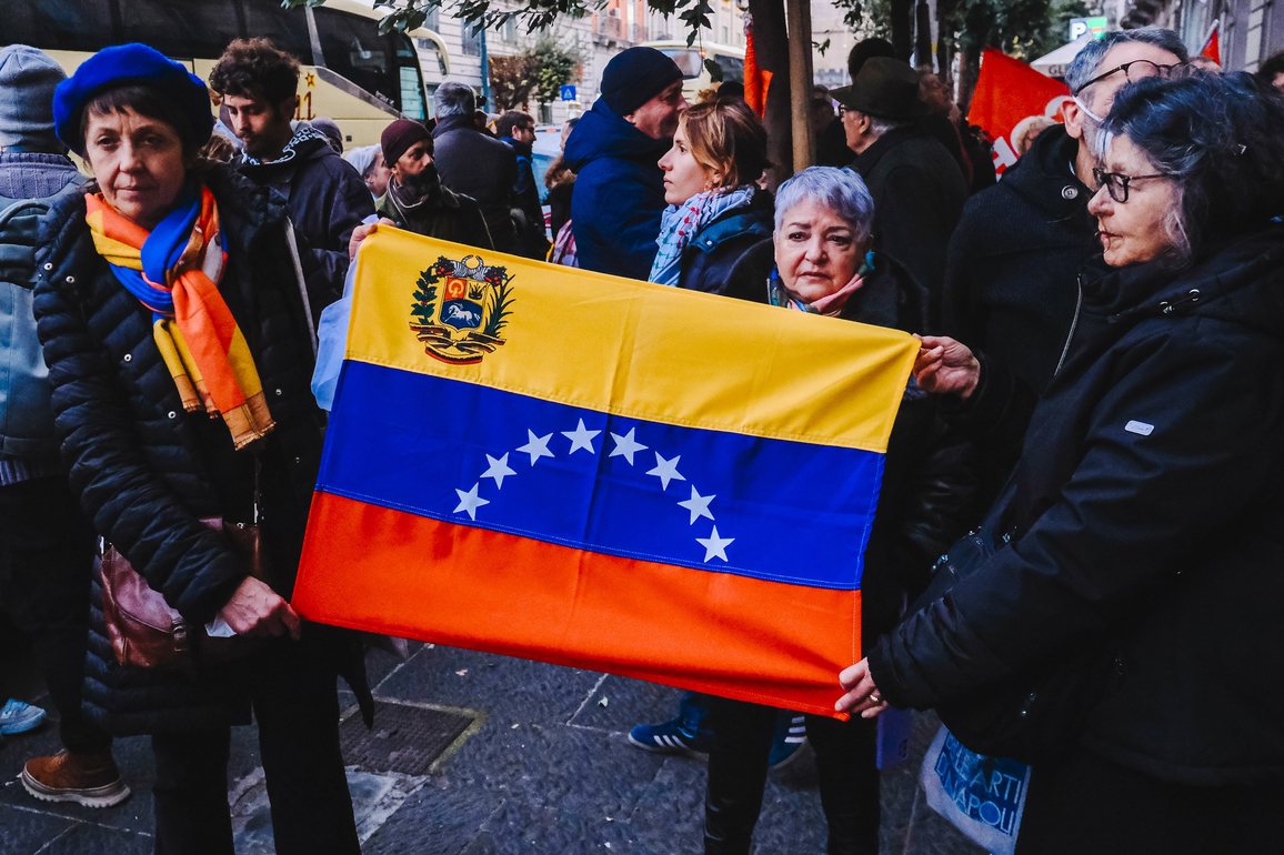 (SpotNews) ITALY-NAPLES-U.S.-VENEZUELA-PROTEST