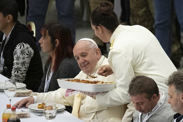 Pope&#039;s Asian Agenda: Atomic Bombs, Martyrs, Family Reunion