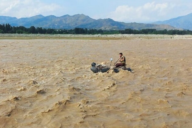 302 dead, 727 injured as Pakistan battered by Monsoon rains