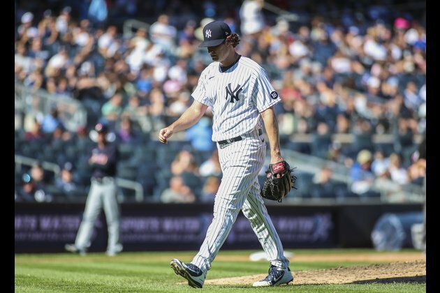 Yankees in must-win mode against Rangers