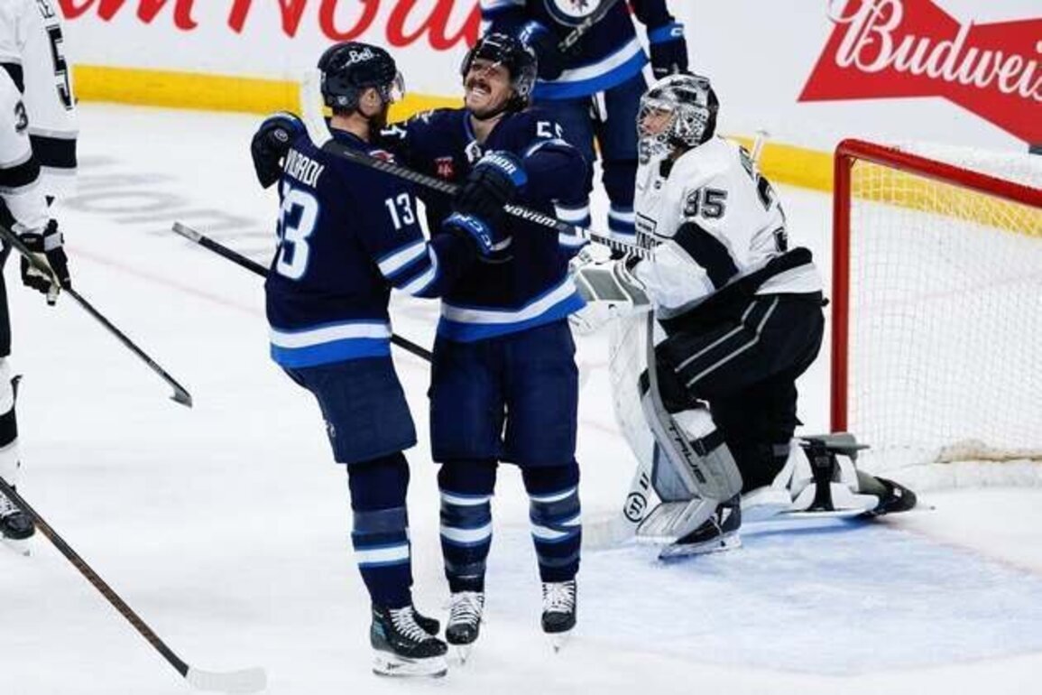 NHL roundup: Jets rout Kings, halt winless streak at 11