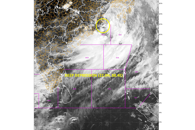 Deep depression over Bay of Bengal moves northwards, crosses West Bengal-Bangladesh coasts