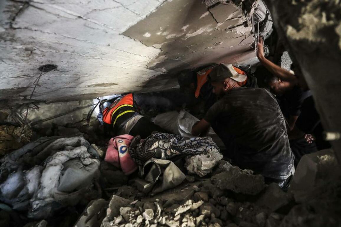 Letter from Mideast: "I fear not death, but dying unseen" -- Gaza journalists as witnesses, targets