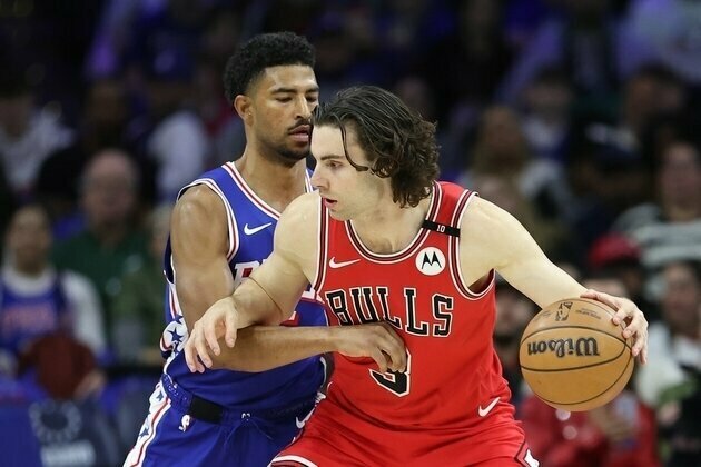 Josh Giddey, Bulls blast 76ers