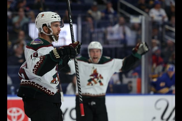Coyotes hoping for spark on home ice vs. Blues