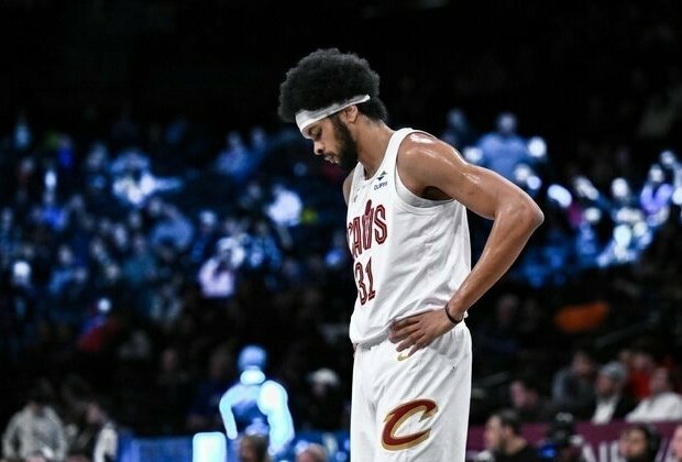 Cavaliers C Jarrett Allen expected to get MRI on hand