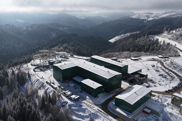 Adriatic sees Q1 output, sales up