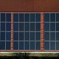 Solar power cuts electricity bills and carbon emissions - NZ needs to scale up faster