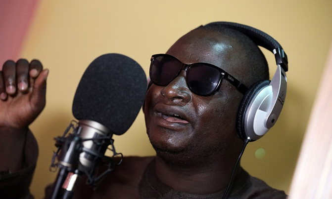 Blind singer goes from streets to stardom in north Nigeria Blind singer goes from streets to stardom in north Nigeria