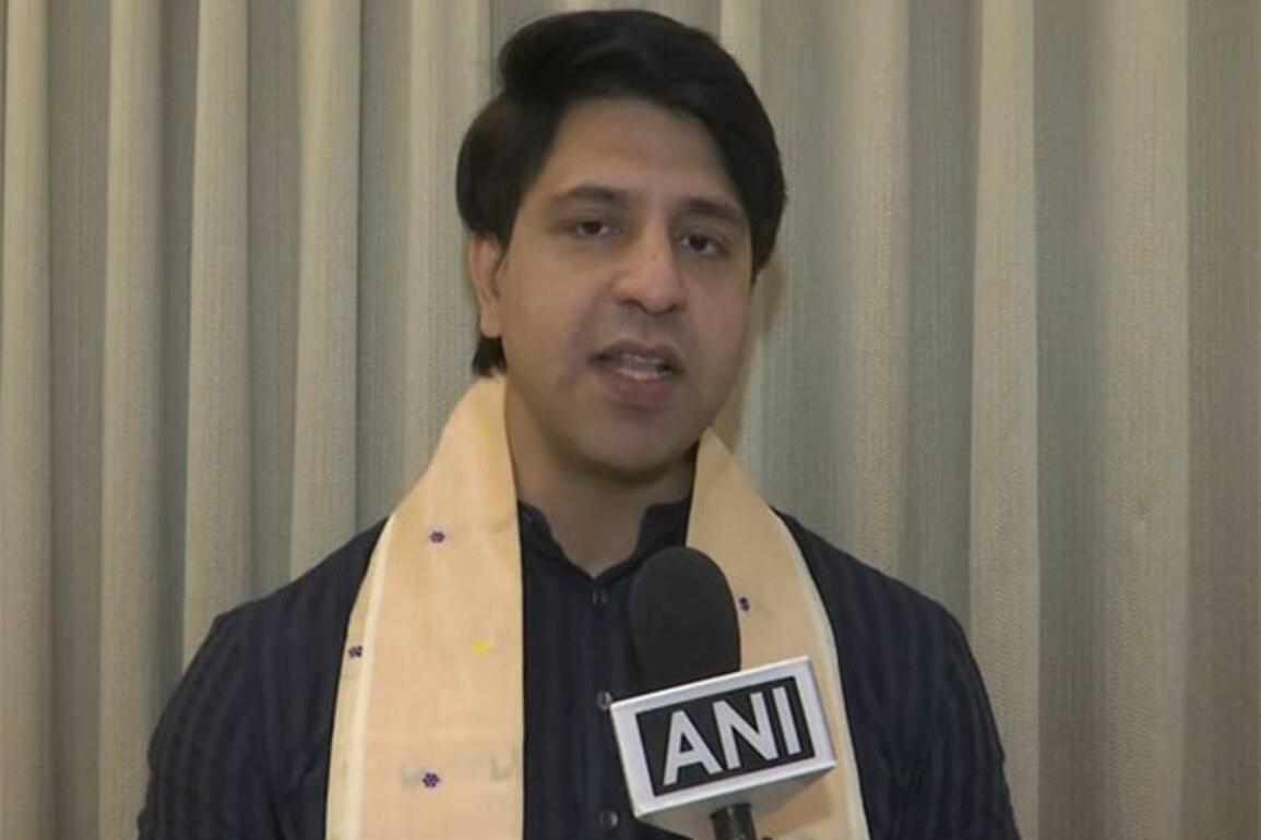 "Mamata Banerjee and her govt are only with rioters": BJP leader Shehzad Poonawalla